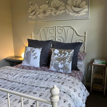 Bush Retreat Farm Stay 2 Bedroom Guest Suite Gelliondale エクステリア 写真